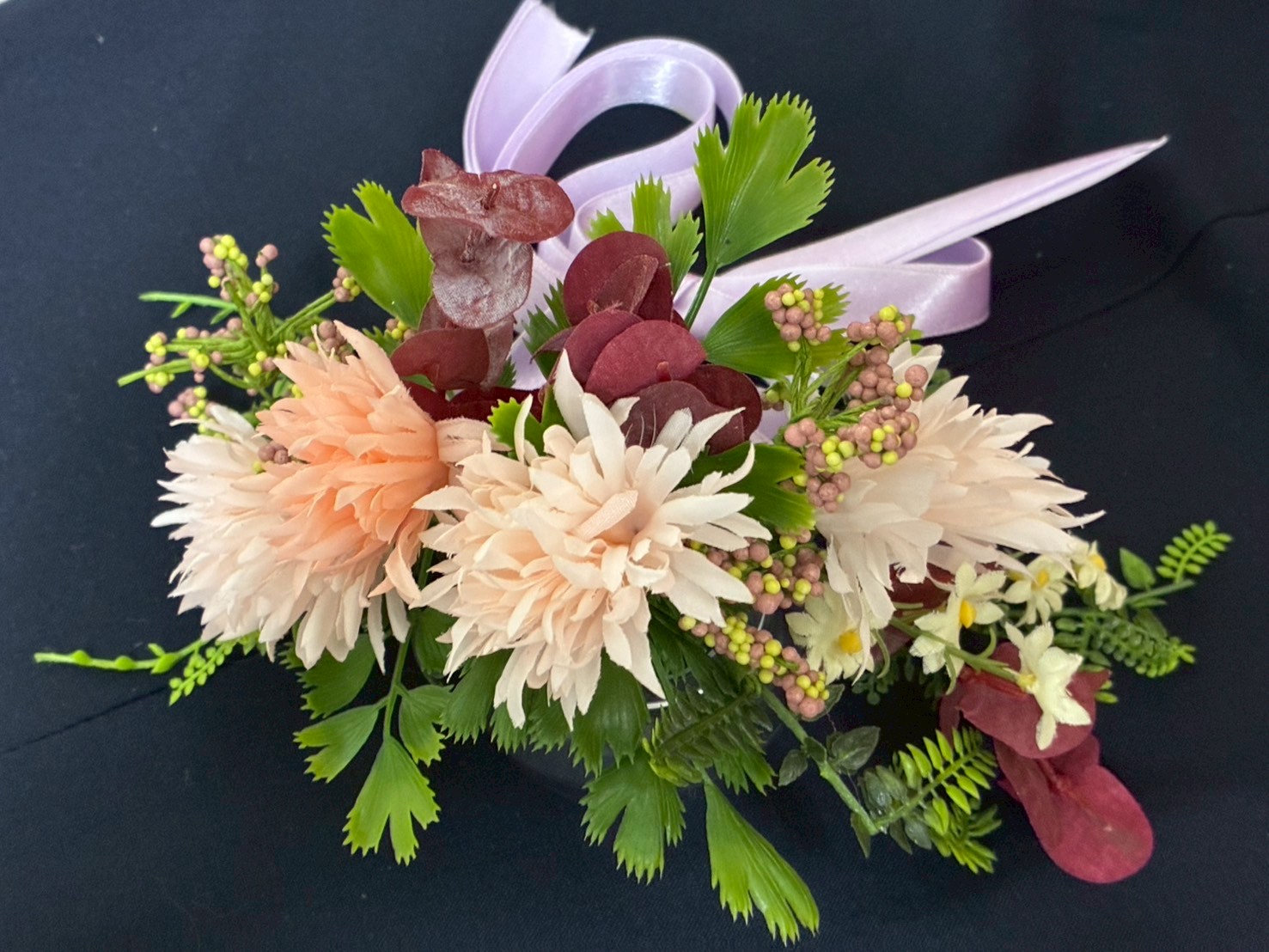 20251031 茶席花與手腕花3