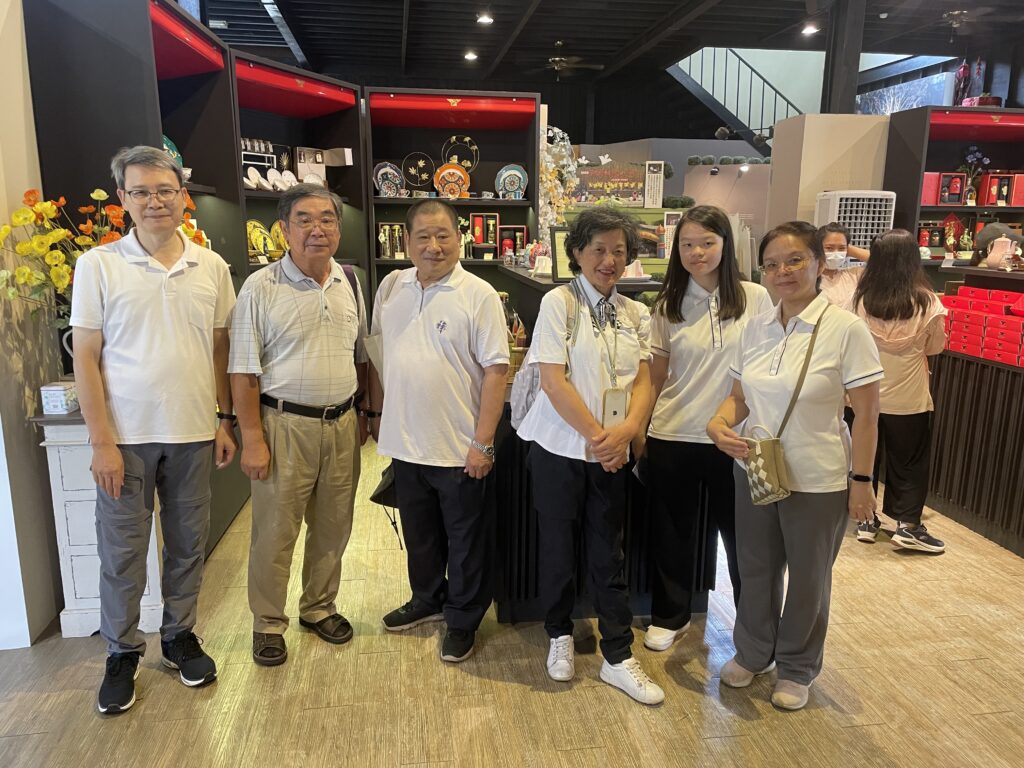 9365D4D6 076B 4EF6 8A70 3CB64008E4CD