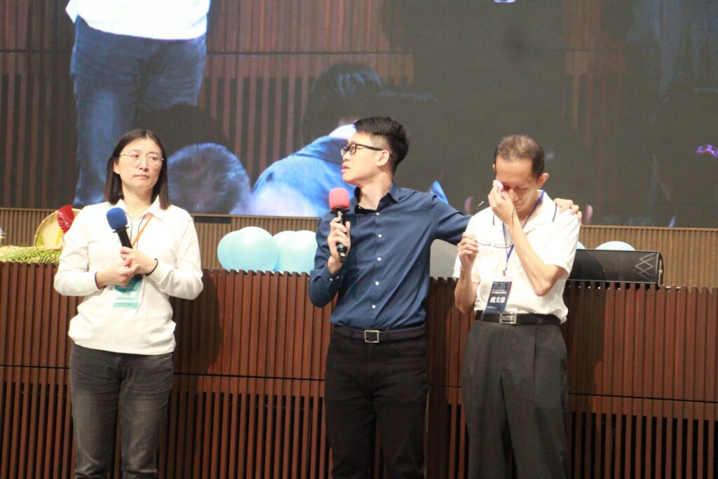 LINE ALBUM 2026.04.18.19 260422 516