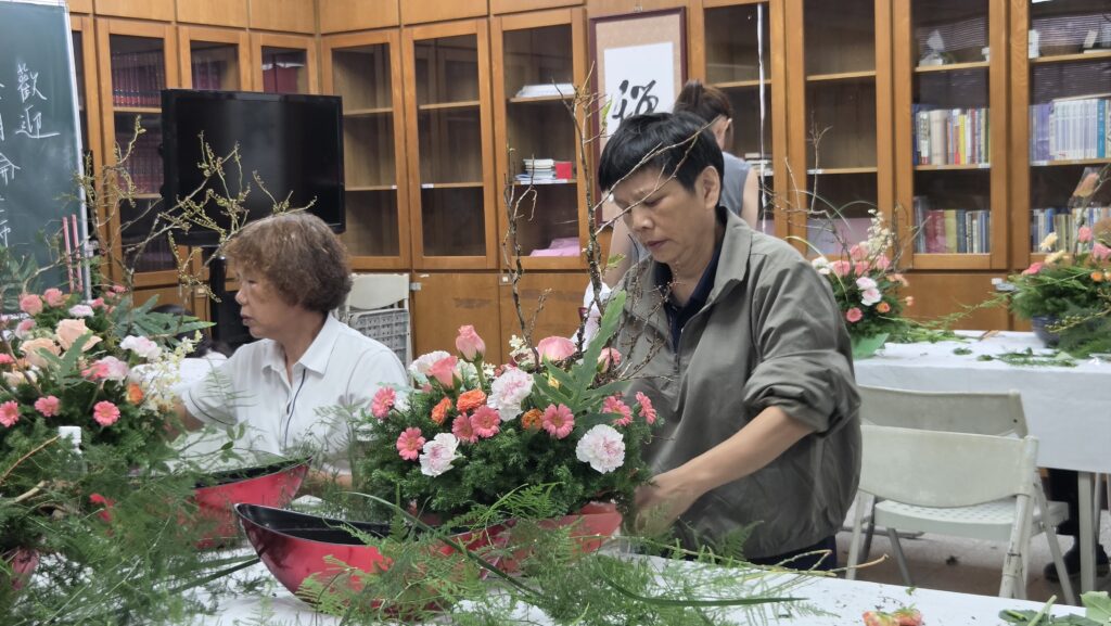 20261017石蠟花器與花藝研習10