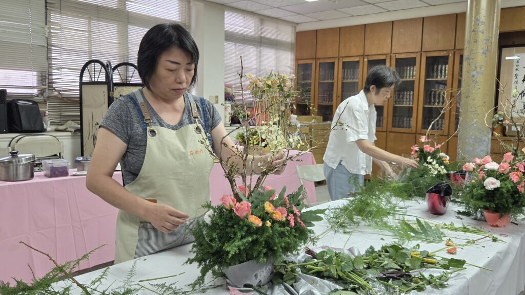 20261017石蠟花器與花藝研習9